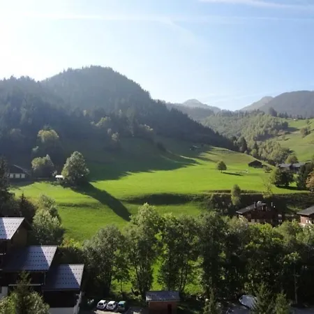 Cosy A Areches, 50m Des Pistes, Terrasse Ouest Et Piscine L'ete - Fr-1-342-249 * Beaufort (Savoie)